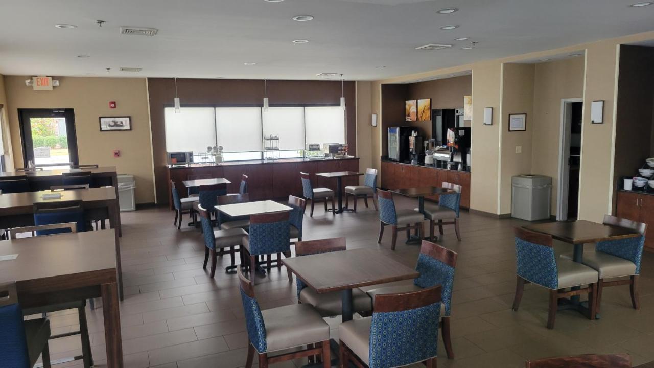Comfort Suites Macon Exterior foto